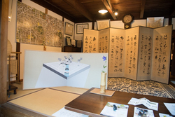 写真：町家トラスト事務所に飾った作品