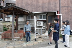 写真：下津井おもしろマップ作成の様子3