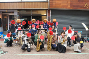 写真：音楽イベント 子どもも大人も音を楽しむ音楽彩の様子6