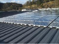 写真：真備総合公園体育館の太陽光発電施設1