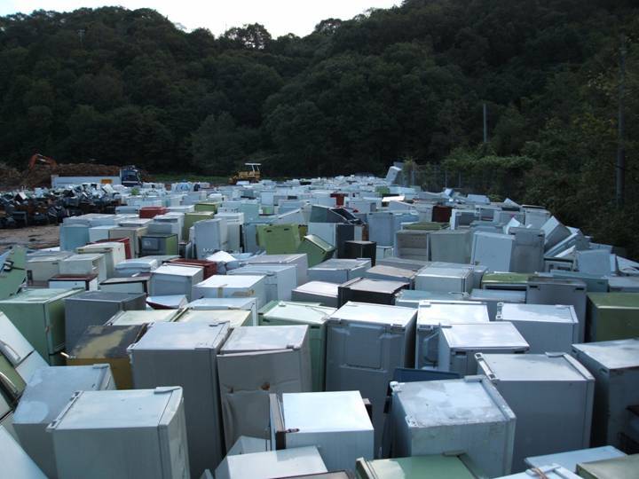 写真：災害による家電4品目