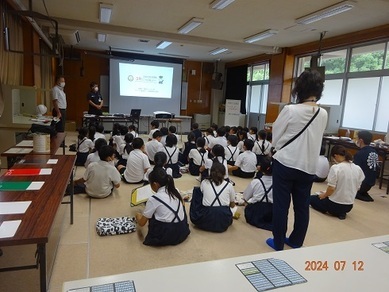 写真：出前講座（菅生小学校）1