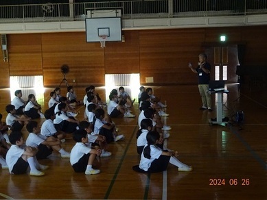 写真：出前講座（乙島東小学校）1