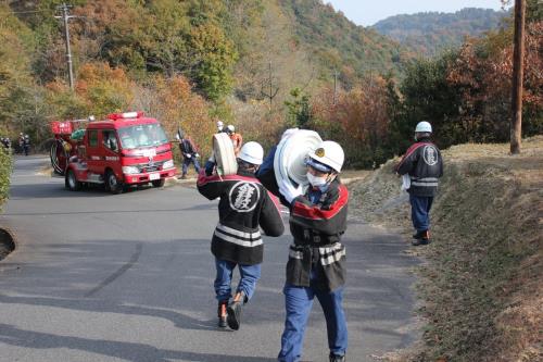 写真：ホース展張
