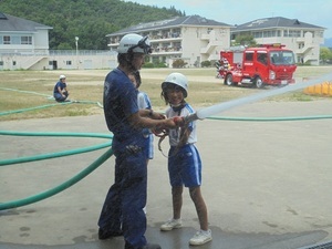 写真：放水訓練