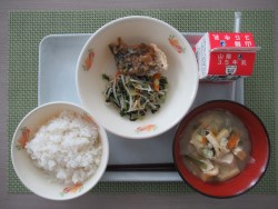 写真:献立2024年9月30日