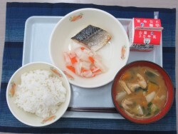 写真:小学校献立2023年12月20日