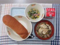 写真：小学校献立2024年2月15日
