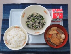 写真：小学校献立2024年2月20日