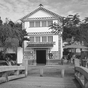 写真：倉敷考古館