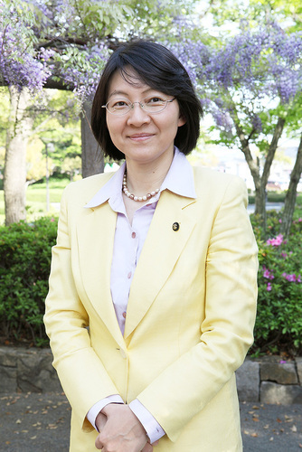 写真：伊東香織市長