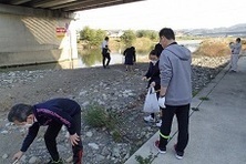 写真:現地調査の様子(井原市)