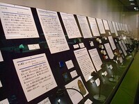 写真：第20回特別展「宝石の素顔」展示のようす