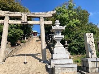 写真：鴻八幡宮