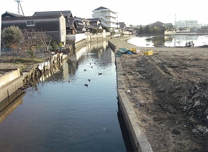 写真：水玉ブリッジ東入口1