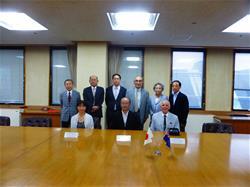 写真：2015DBSの表敬訪問