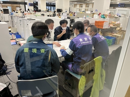 写真：打合せの様子