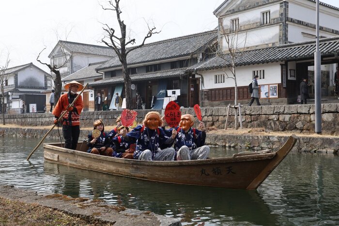 画像：素隠居の川舟流し