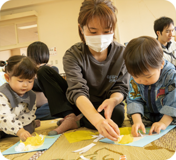 工作をする親子