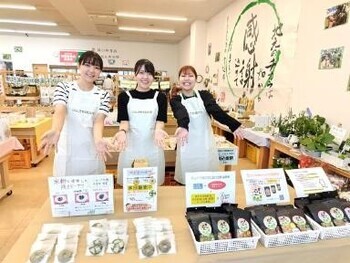 写真：ベジドーナツ販売の様子