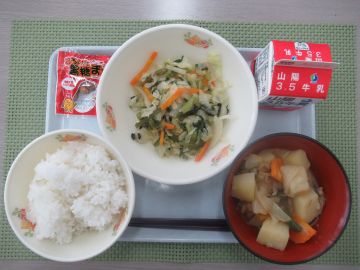 令和7年7月2日献立写真(中学校)