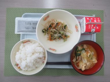令和7年7月8日献立写真(中学校)